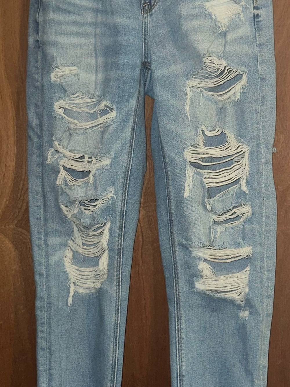 American Eagle Outfitters Light Wash Distressed High-Rise Jeans